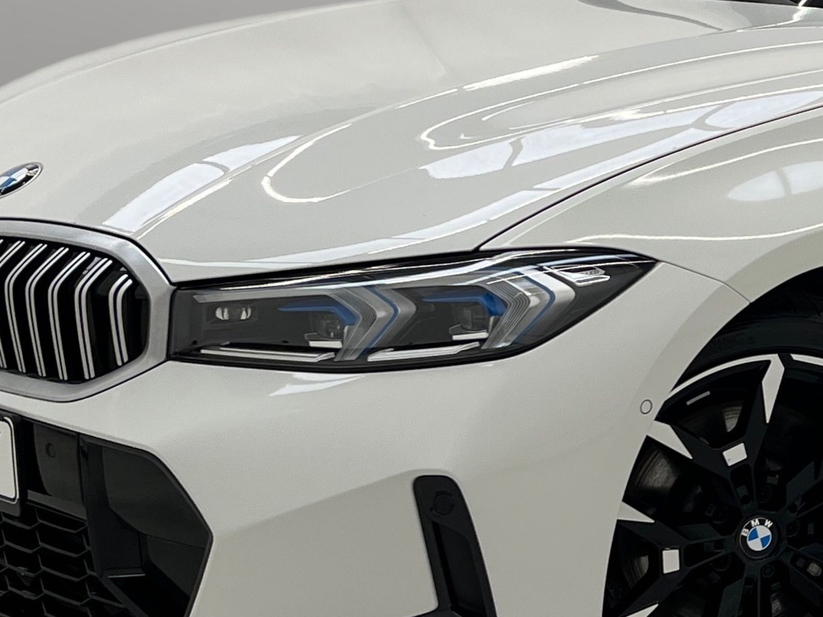 BMW 330 - Bild 7