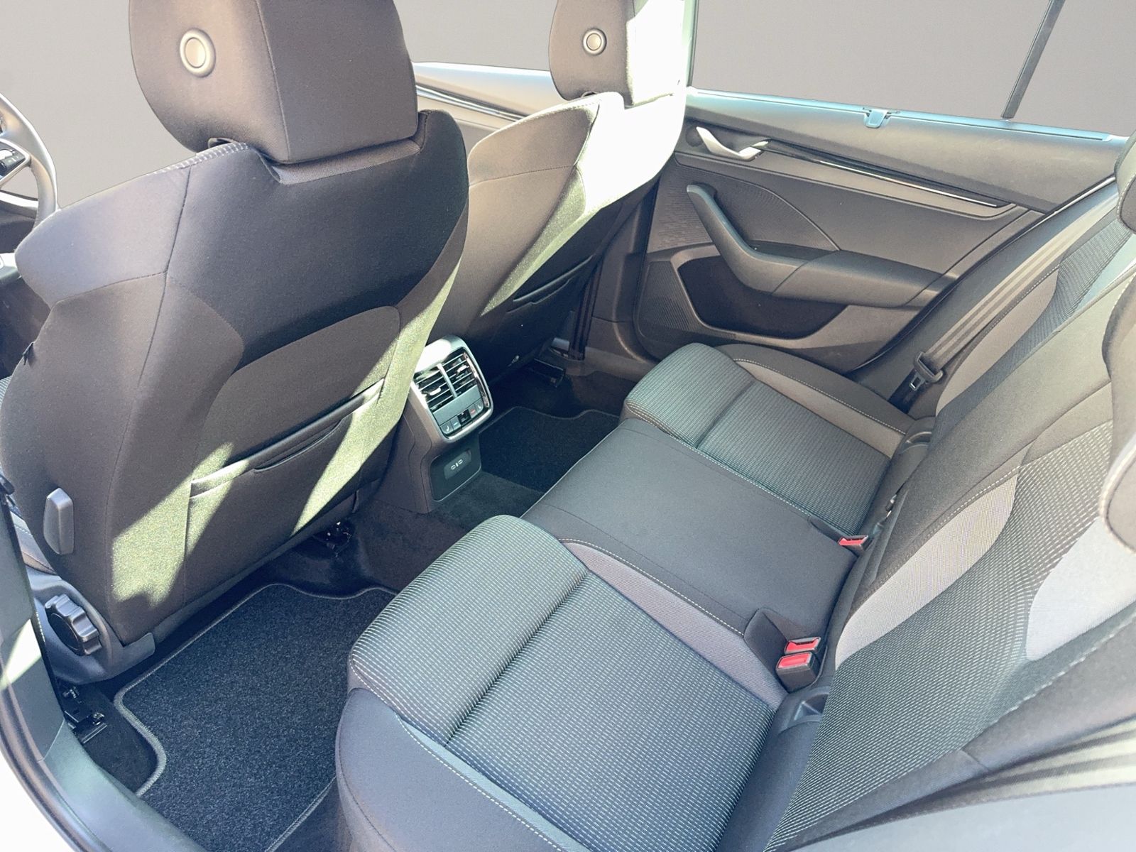 Octavia Combi Selection 2.0 TDI, Matrix LED, 17"