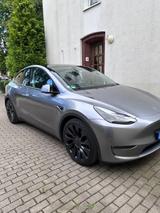 Tesla Model Y Performance - Tesla Gebrauchtwagen in Dortmund