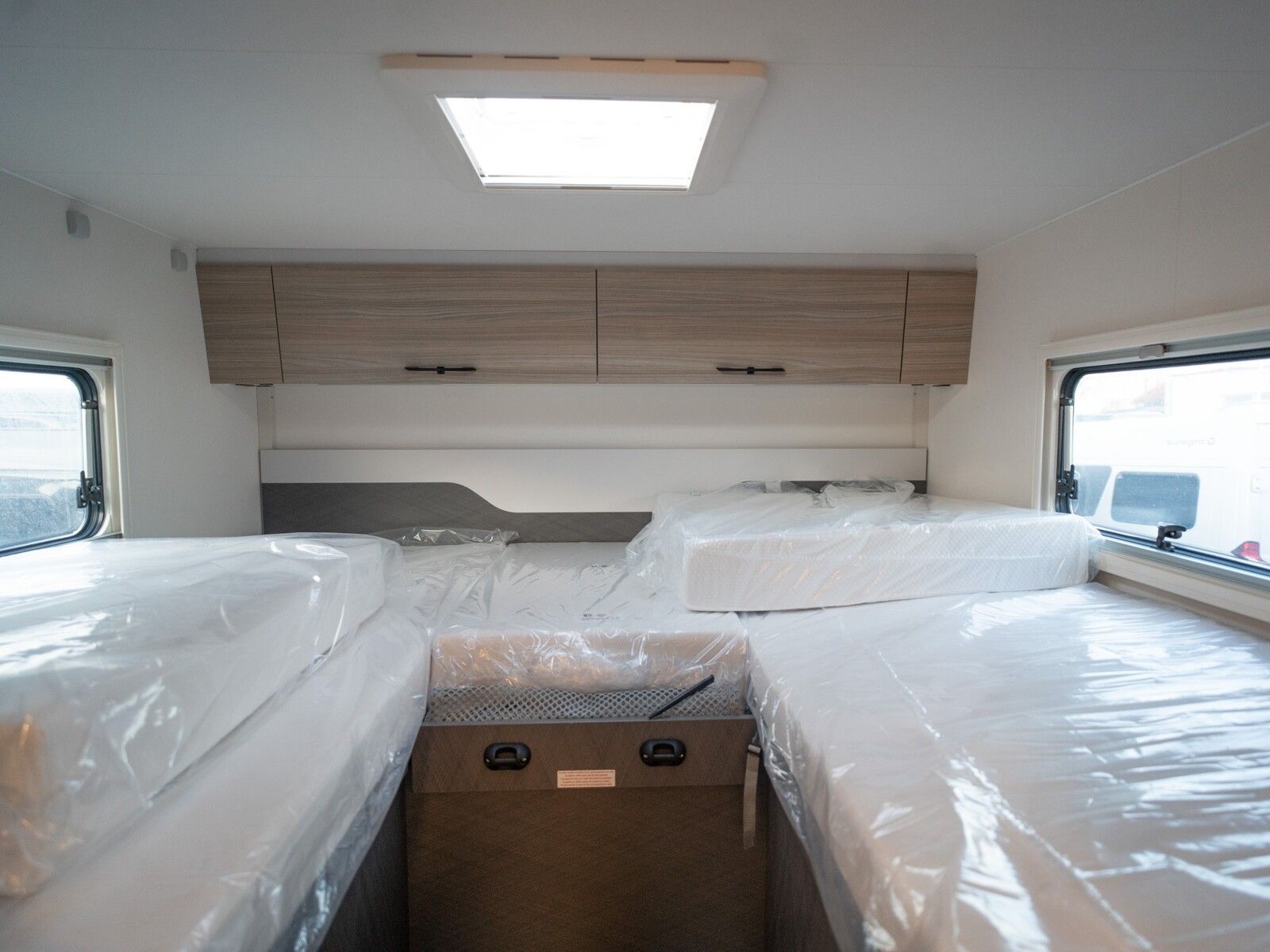 Fahrzeugabbildung Etrusco T-Modell Base 7.4 SBC MJ26*Markise*Pakete