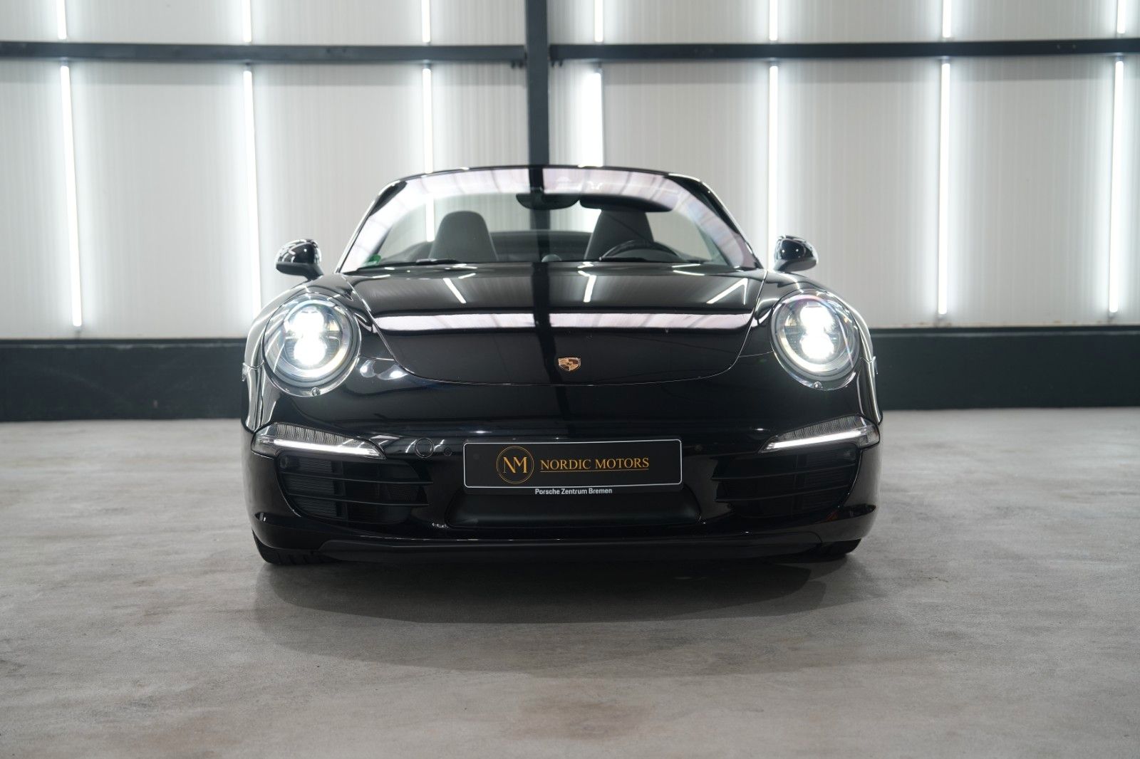 Fahrzeugabbildung Porsche 911 Carrera Cabriolet Black Edition Sport-Chrono