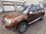 Dacia Duster I Prestige 4x2/Leder/Navi - Dacia Duster Gebrauchtwagen in Frankfurt