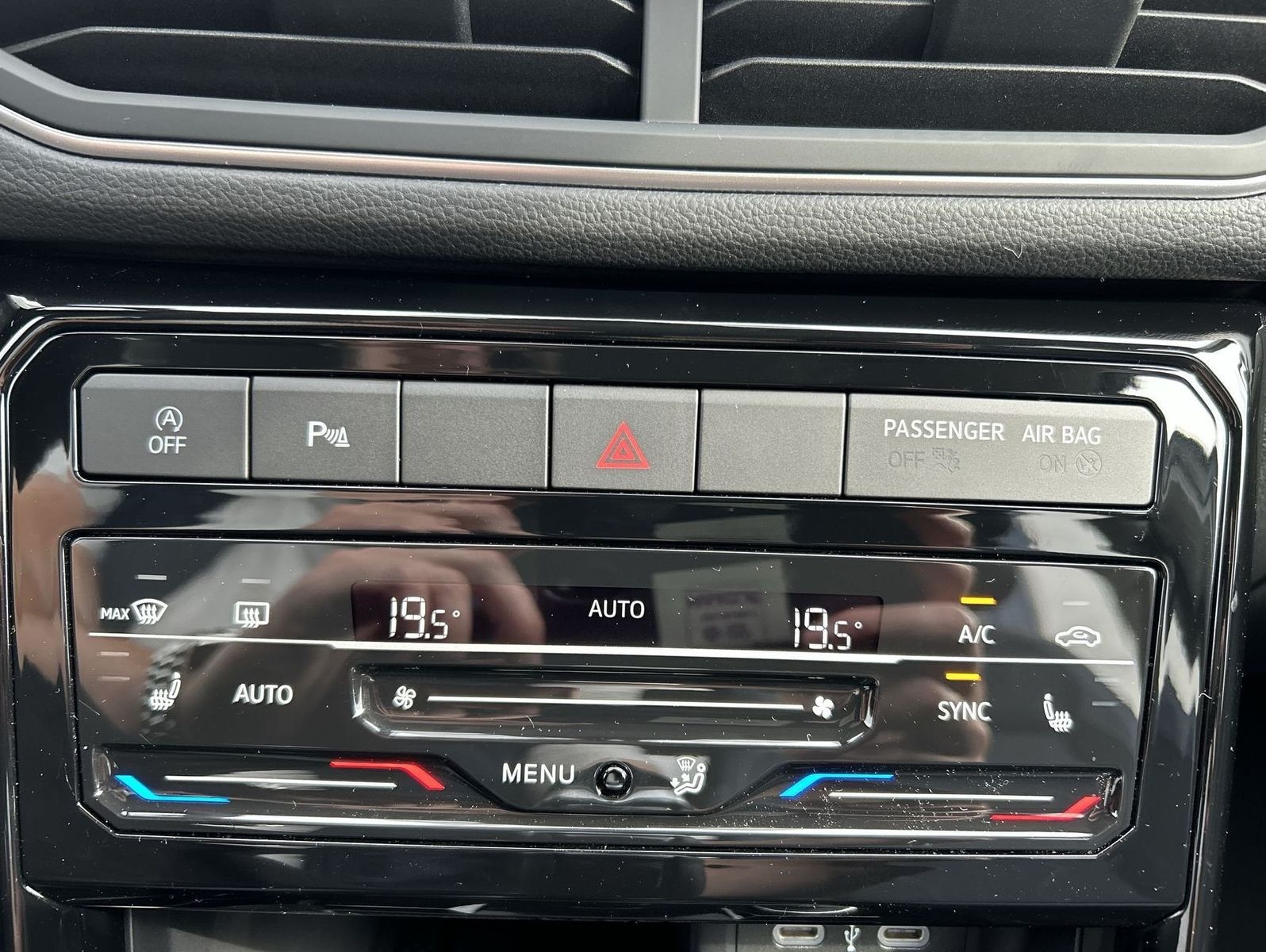 Volkswagen T-Cross - Bild 17