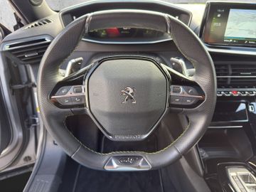 Peugeot 2008 1.2 PureTech 130 GT Kam.+LM+LED+Navi