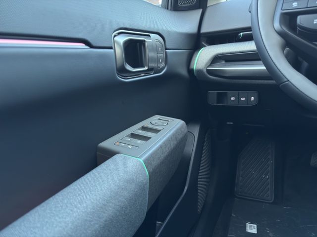 Kia EV4 Fastback 81 kWh Earth *Glasdach*Wärmepumpe*