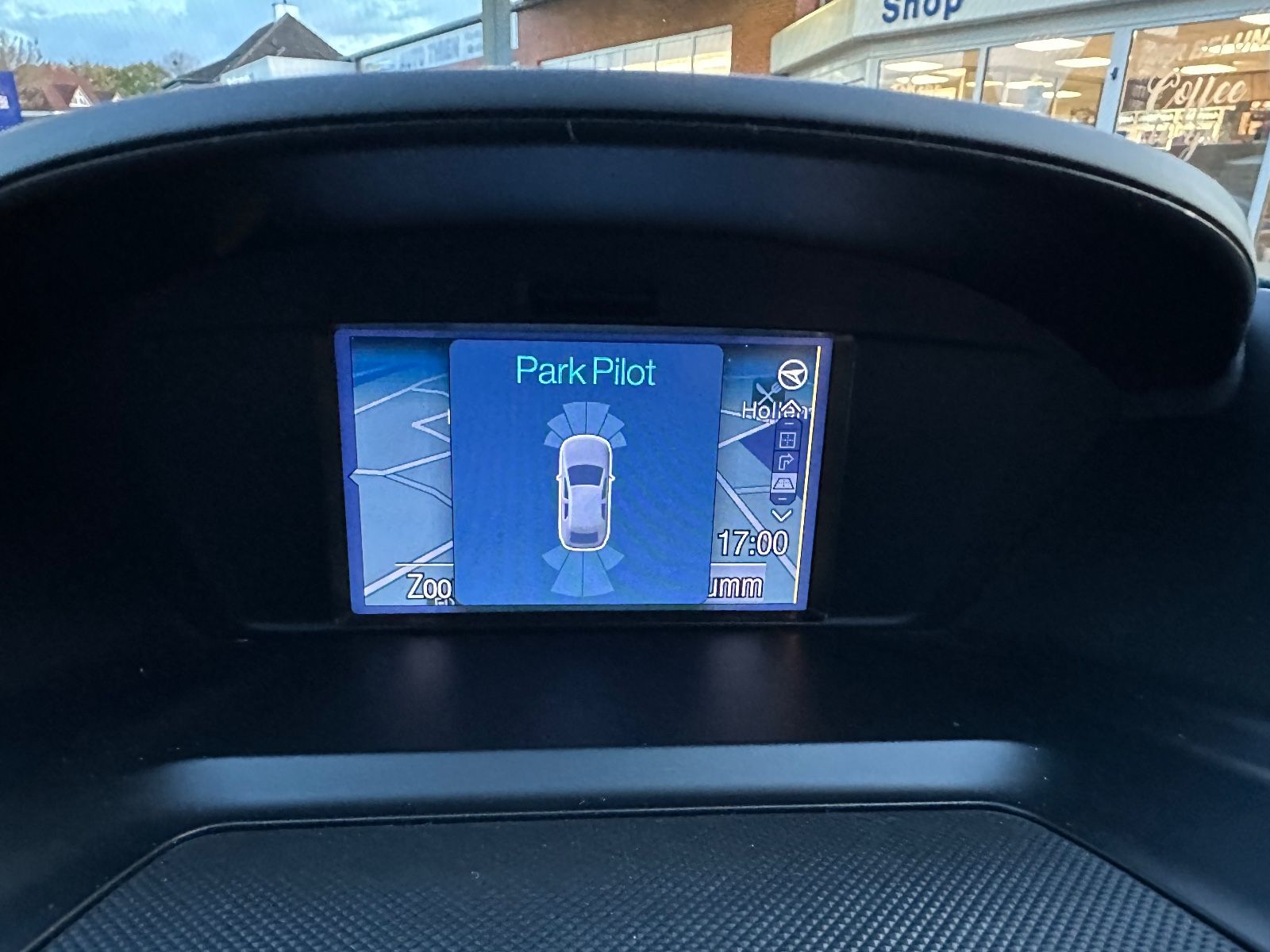 Fahrzeugabbildung Ford Kuga 2.0 TDCi Titanium AHK/Navi/SHZG/GRA