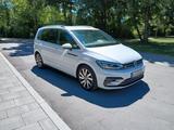 Volkswagen Touran R  Highlinie 180Ps DSG Standh.  7-Sitzer  - Volkswagen Touran: Standheizung