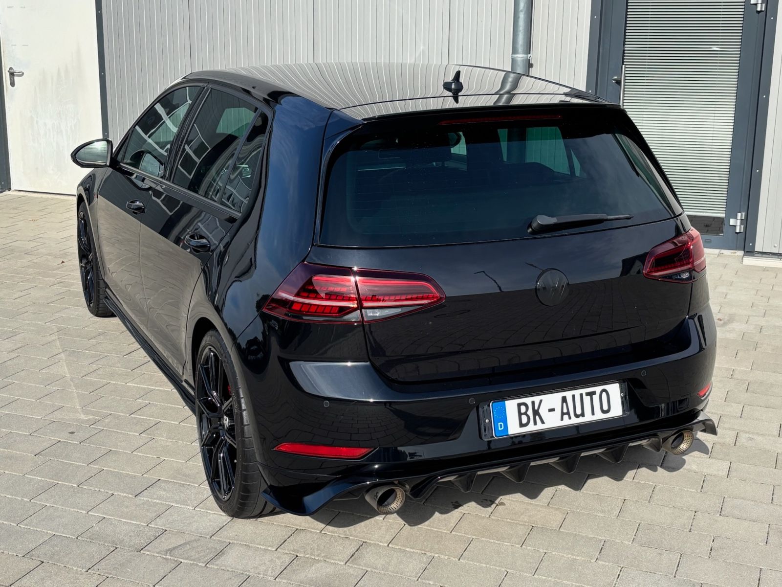 Volkswagen Golf VII GTI TCR Navi Akra LED CarPlay 19zoll foto 23