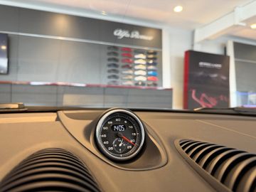 Porsche Cayman - 12
