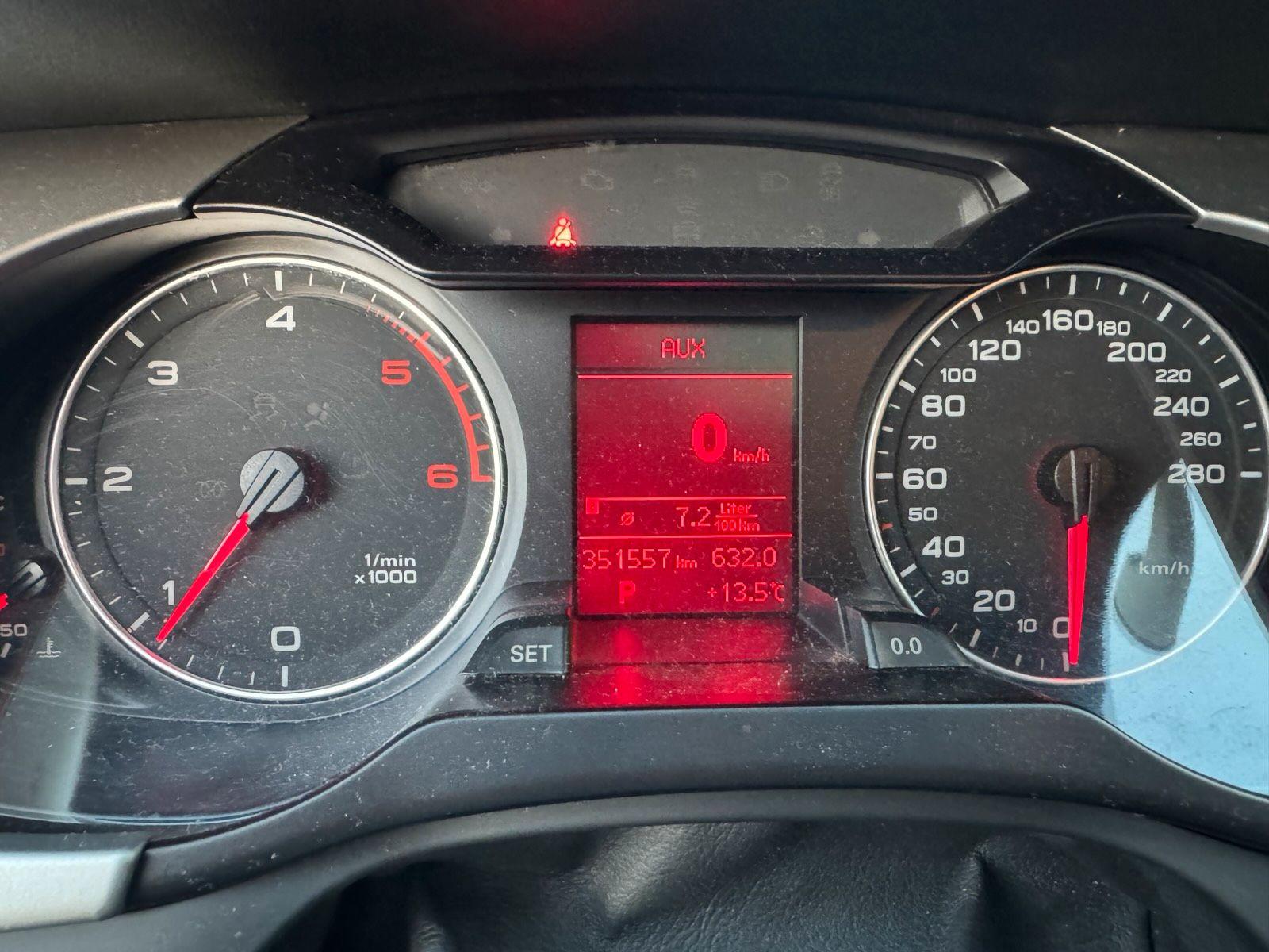 Audi A4 2009 — photo 10