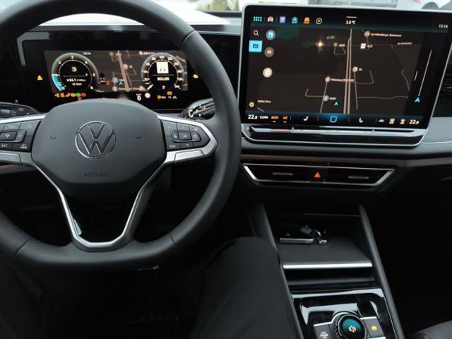 Fahrzeugabbildung Volkswagen Tiguan Elegance 2.0 TDI SCR 110 kW (150 PS) 7-Ga