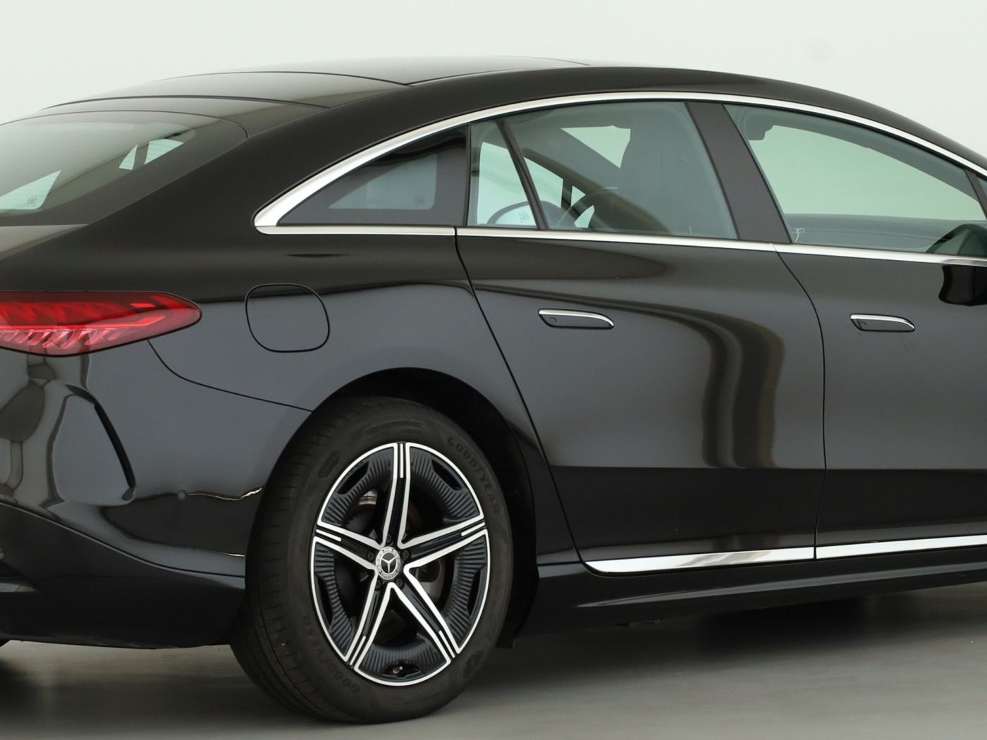 Mercedes-Benz EQS 450 AMG-Line Airmatic Sitzklima 360°Kamera foto 6