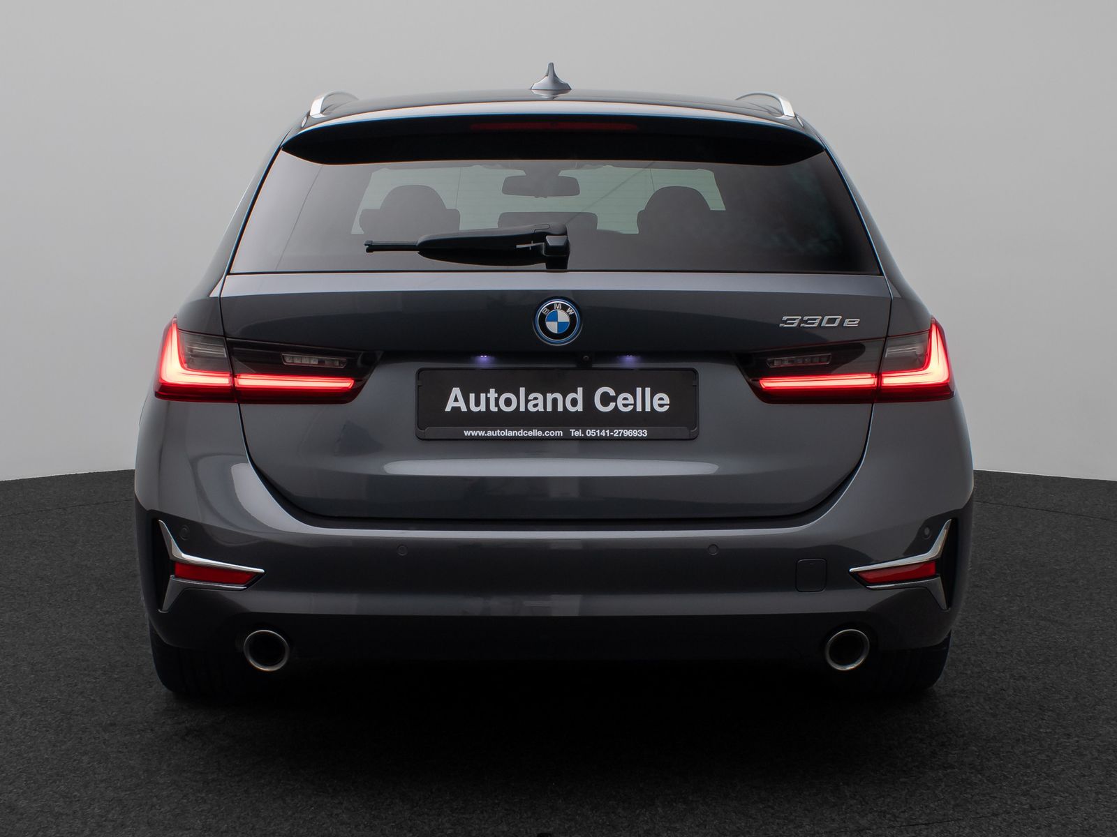 Fahrzeugabbildung BMW 330e Luxury Line 360°Laser HUD DAB HiFi Sport
