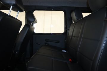 Mercedes G 300 - 11