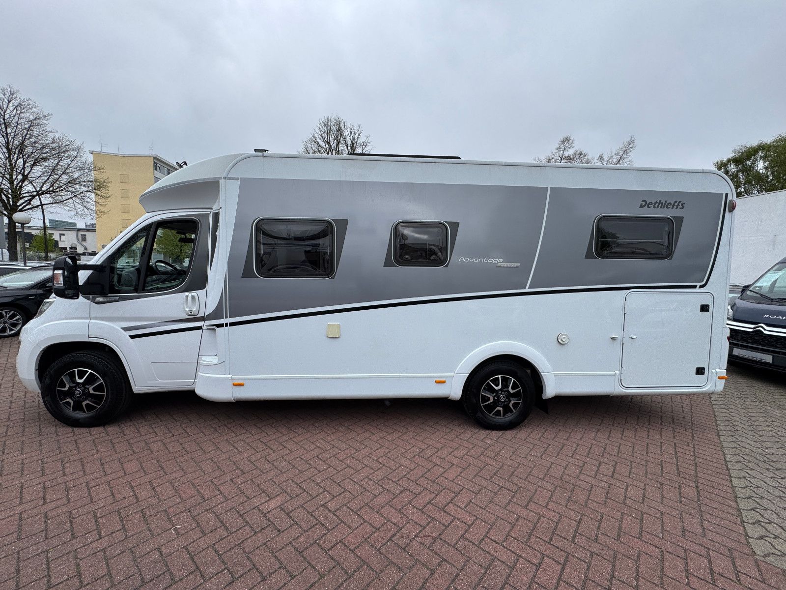 Fahrzeugabbildung Dethleffs ADVANTAGE EDITION T 7051 EB DACHKLIMA 2X LITHIUM