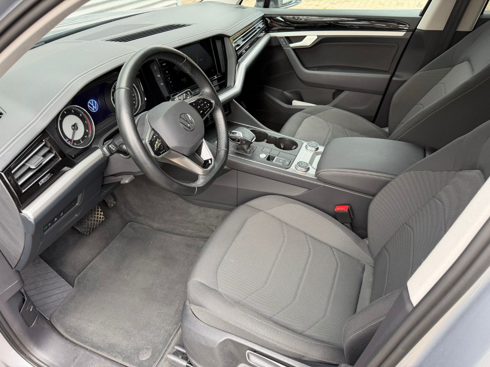 Fahrzeugabbildung Volkswagen Touareg Basis 4Motion