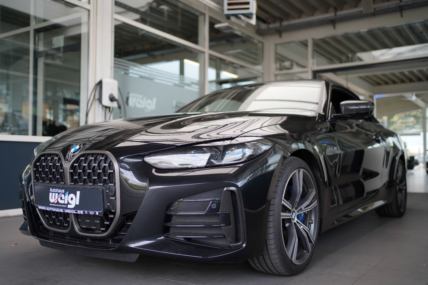 Fahrzeugabbildung BMW M440i xDrive ParkAssist.+HarmanKardon+Laserlicht