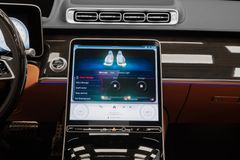 S 580 4M SEDAN BLACK/BROWN 21&quot;EXCLUSIVE PACKAGE