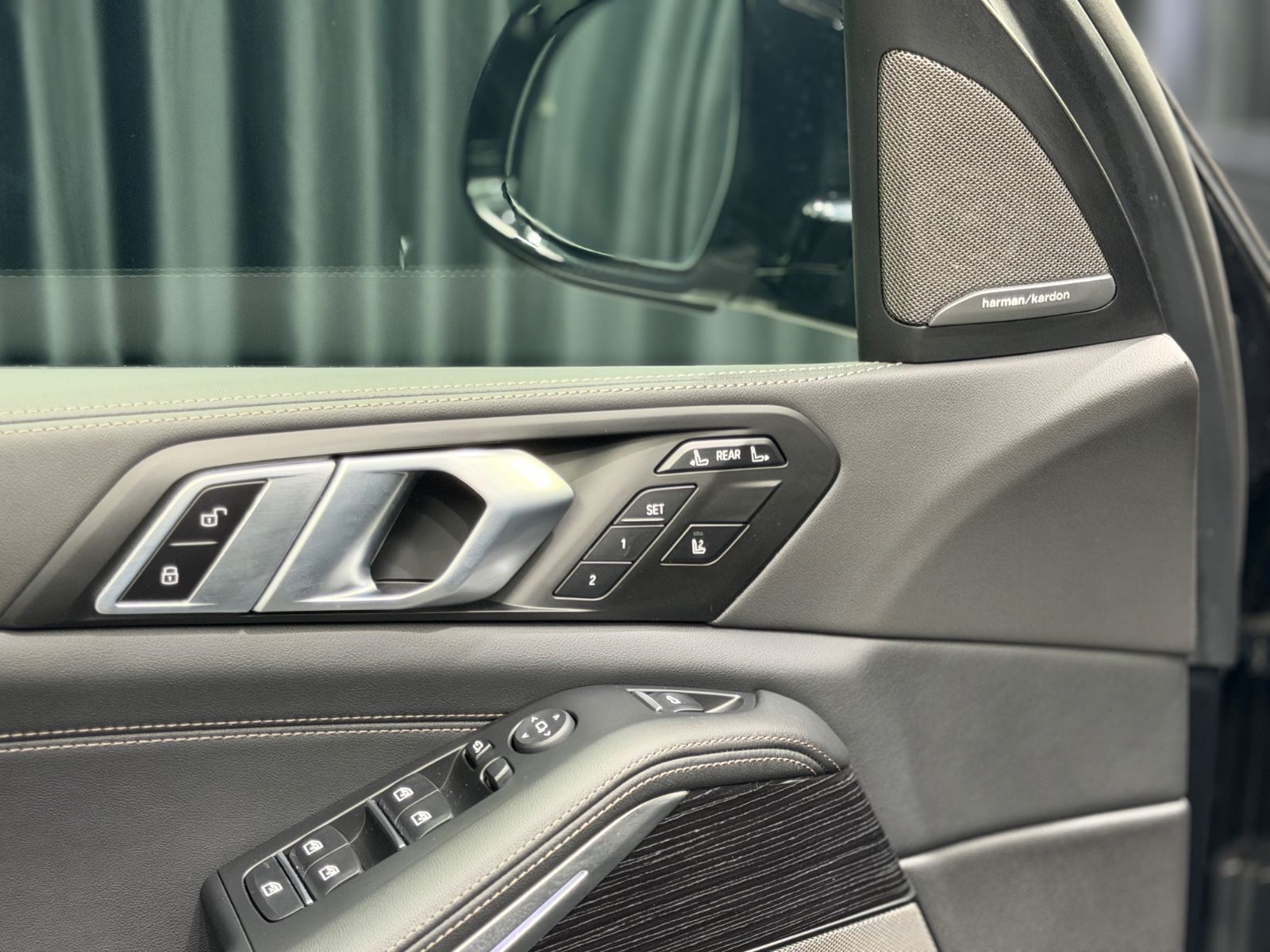 Fahrzeugabbildung BMW X7 xDrive 40d M SPORT PRO|LUFT|PANO|7-SITZER|AHK