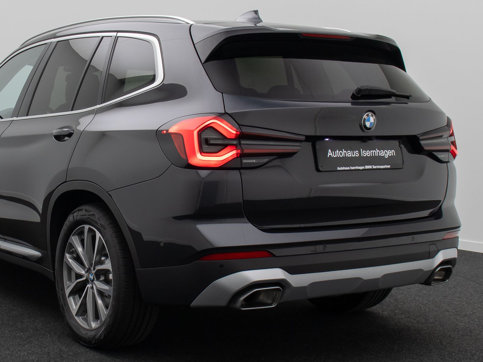 Fahrzeugabbildung BMW X3 xD20d Alarm DAB Kamera Leder Sport HiFi 19"