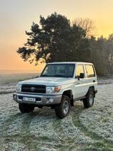 Toyota Land Cruiser 3.0 TD restauriert - gebrauchte Toyota Land Cruiser aus dem Jahr 1993