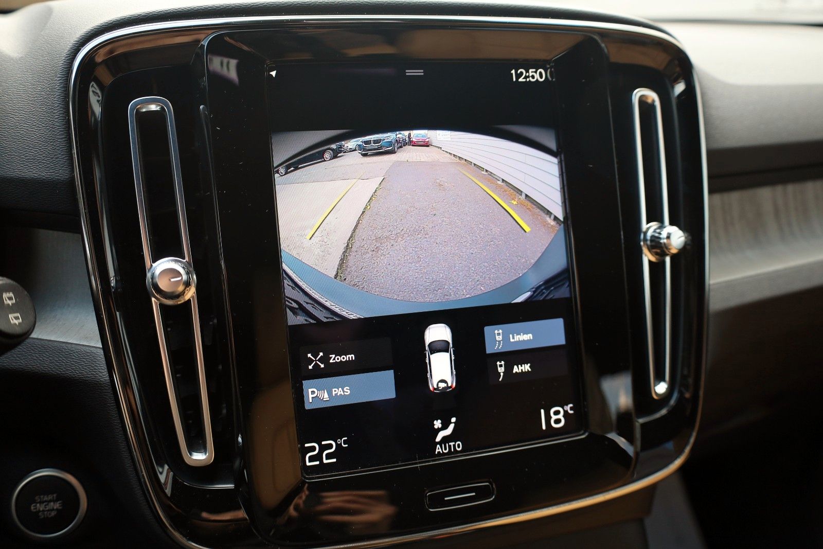 Fahrzeugabbildung Volvo XC40 T4 Inscription,Leder,Navi,LED,Kamera,AHK