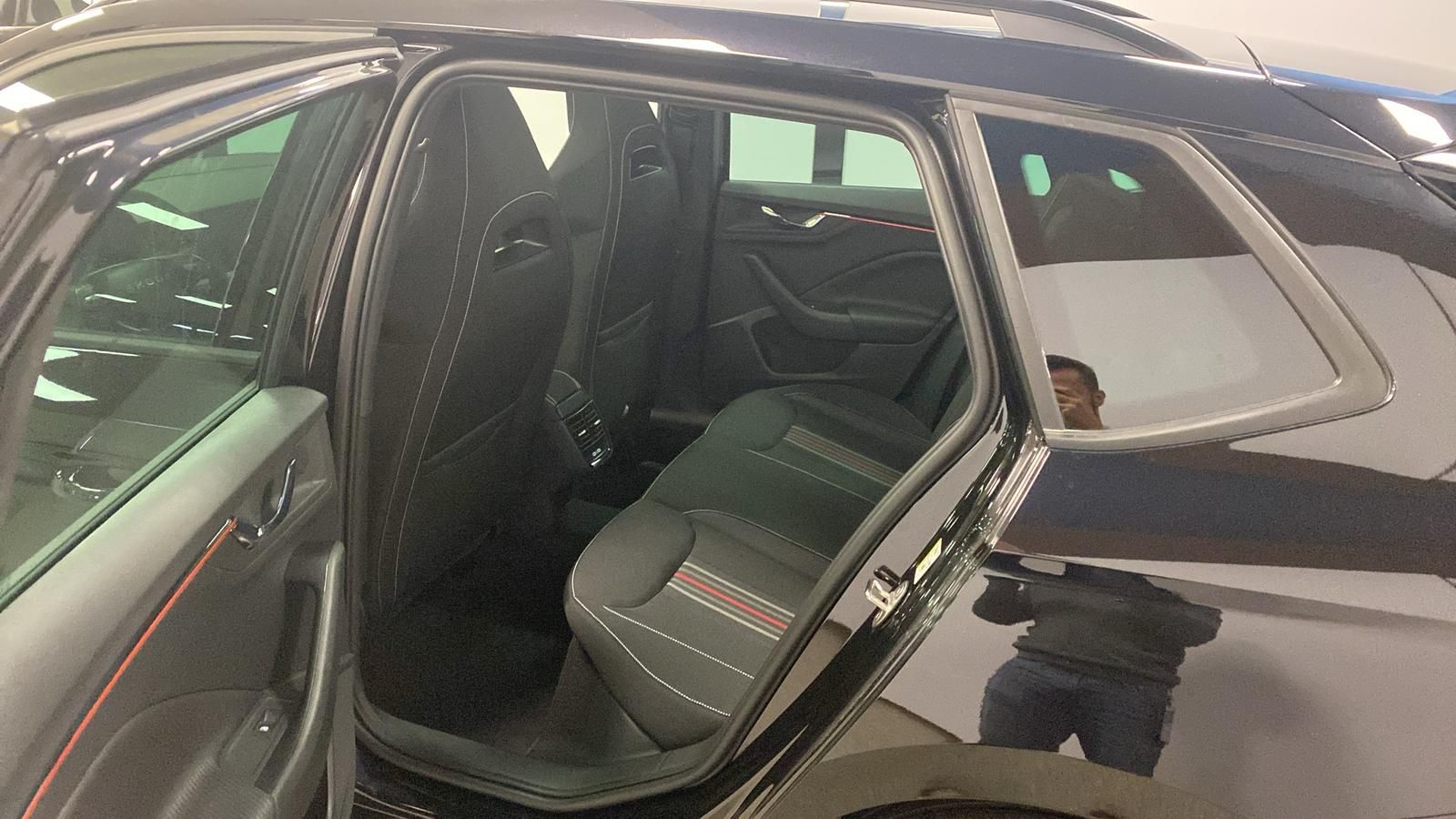 Fahrzeugabbildung SKODA Kamiq Monte Carlo 1.5TSI DSG+AHK+MATRIX+PANO+ACC