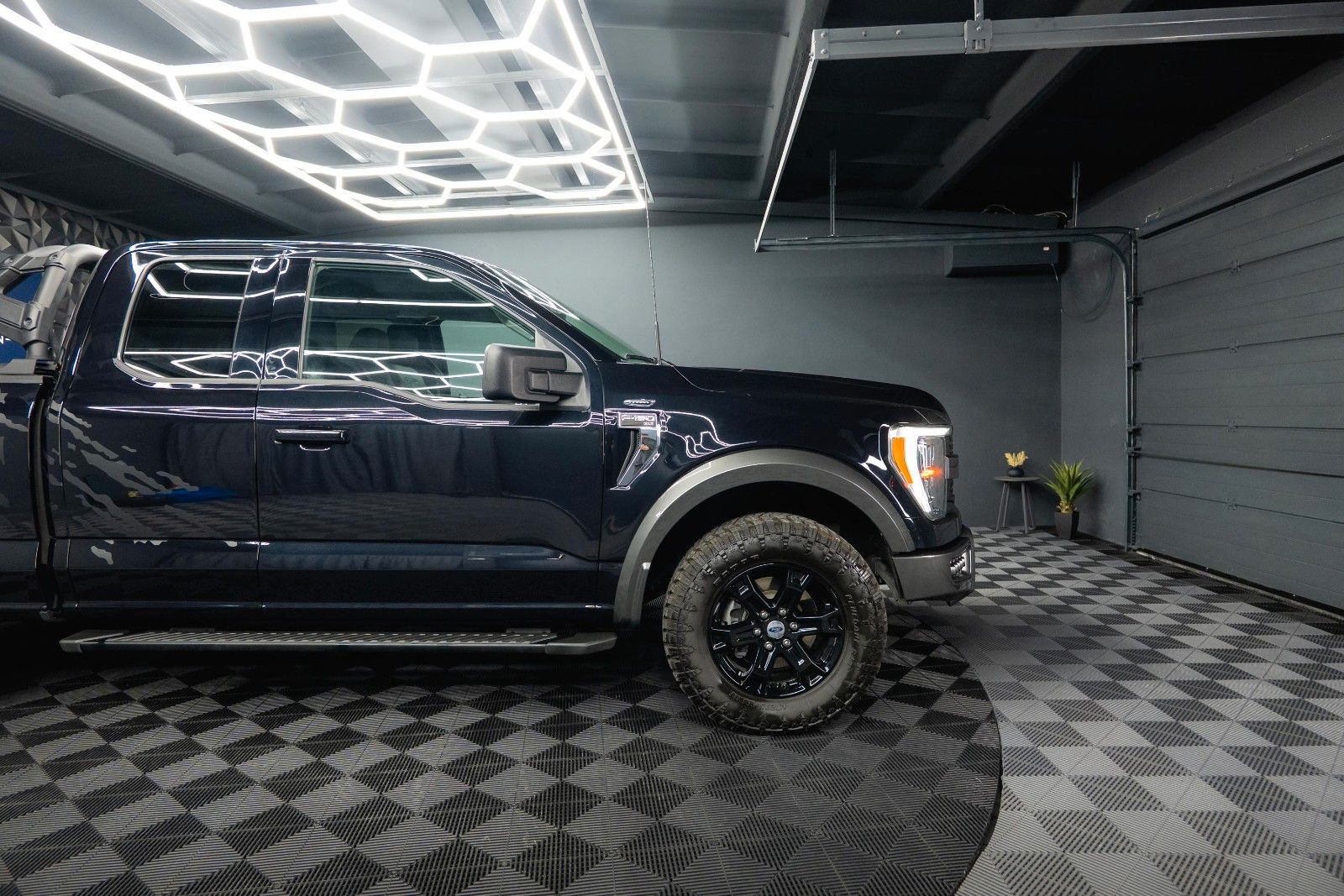 Fahrzeugabbildung Ford F150 5.0L V8 4x4 Offroad SuperCab RAPTOR 19%