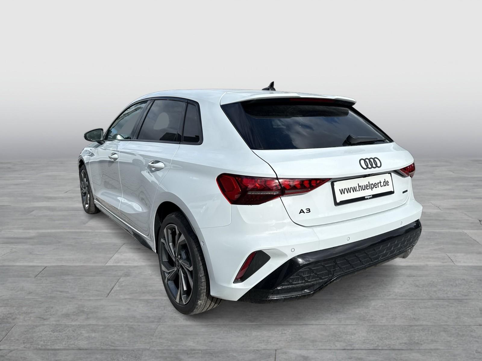 Audi A3 Sportback quattro S LINE BLACKPAK AHK CAM NAV