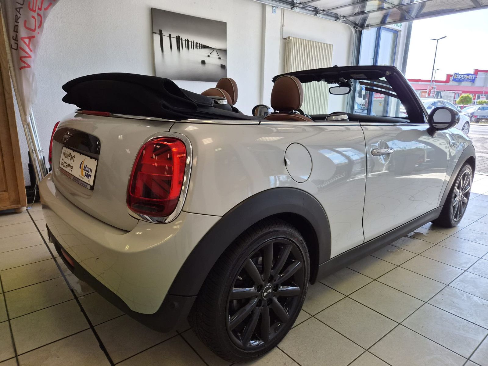 Fahrzeugabbildung MINI Cooper Cabrio,Leder,Navi,Kamera