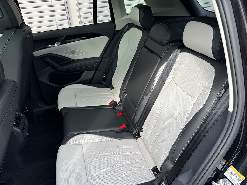 Tiguan 2.0 TDI Elegance *AHK*STDHZG*DCC*