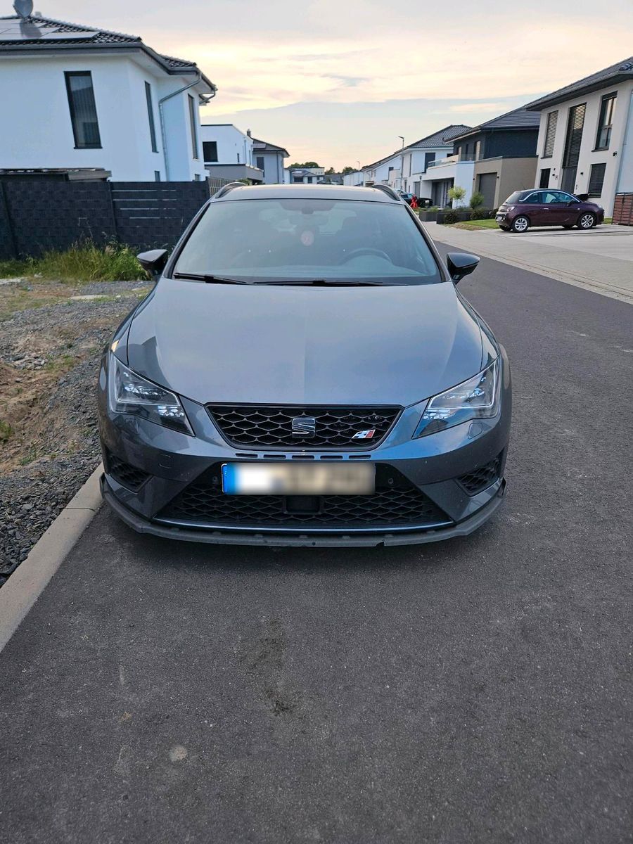SEAT Seat Leon 5F ST 290 Cupra Gern auch Export