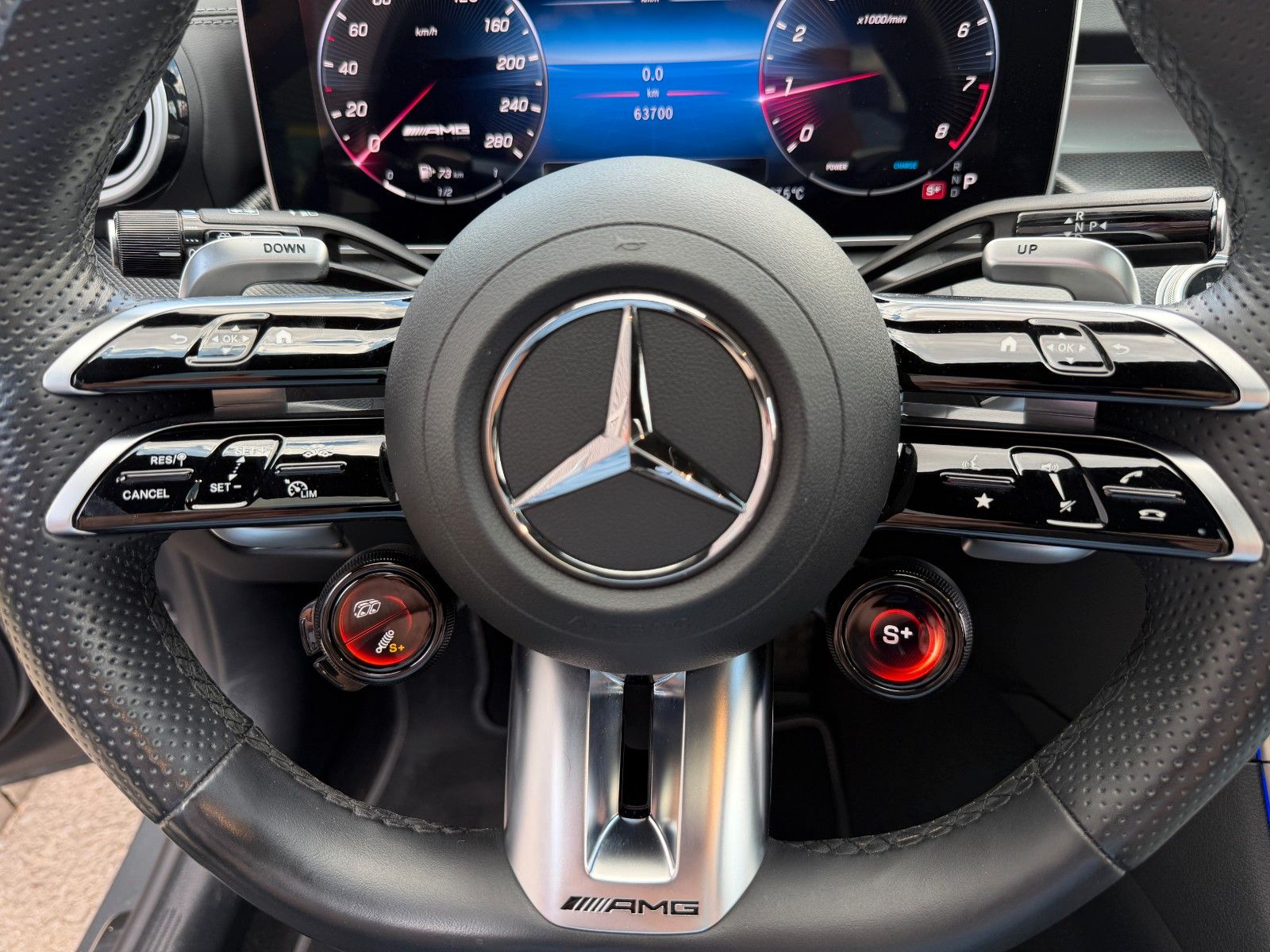 Fahrzeugabbildung Mercedes-Benz C 43 AMG T HUD+Pano+360°+StdH+Digital+Distr+20"