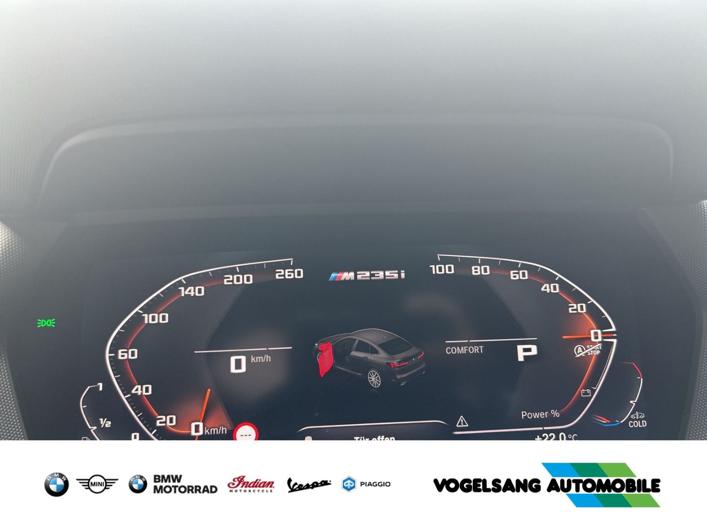 Fahrzeugabbildung BMW M235i xDrive Gran Coupe Park-Assistent Head-Up H