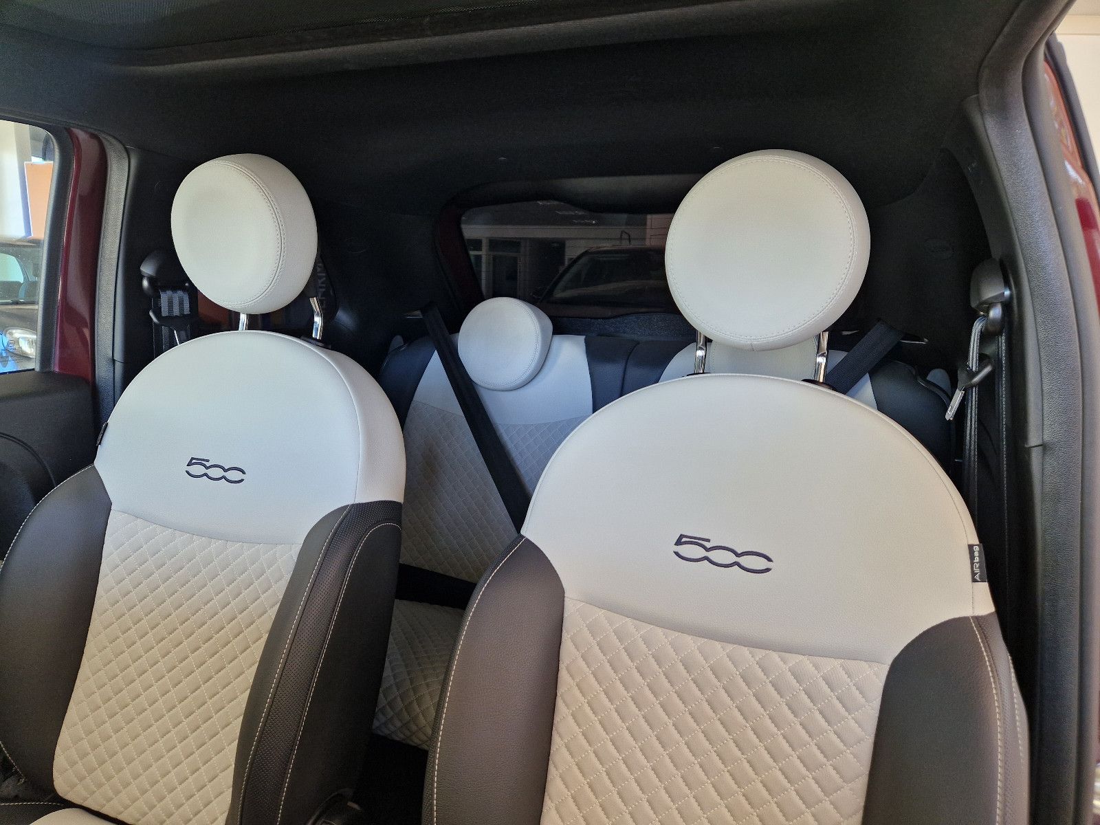 Fahrzeugabbildung Fiat 500 1.0 GSE Hybrid DOLCEVITA Pano, PDC, 16" Alu
