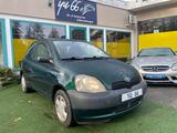 Toyota Yaris 1.0 VVT-I TÜV NEU - Toyota Yaris: Grün