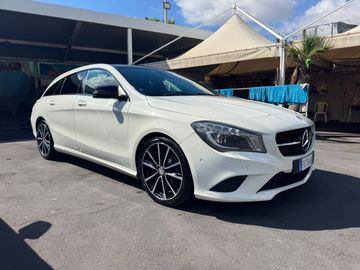 Mercedes CLA 200 - 3