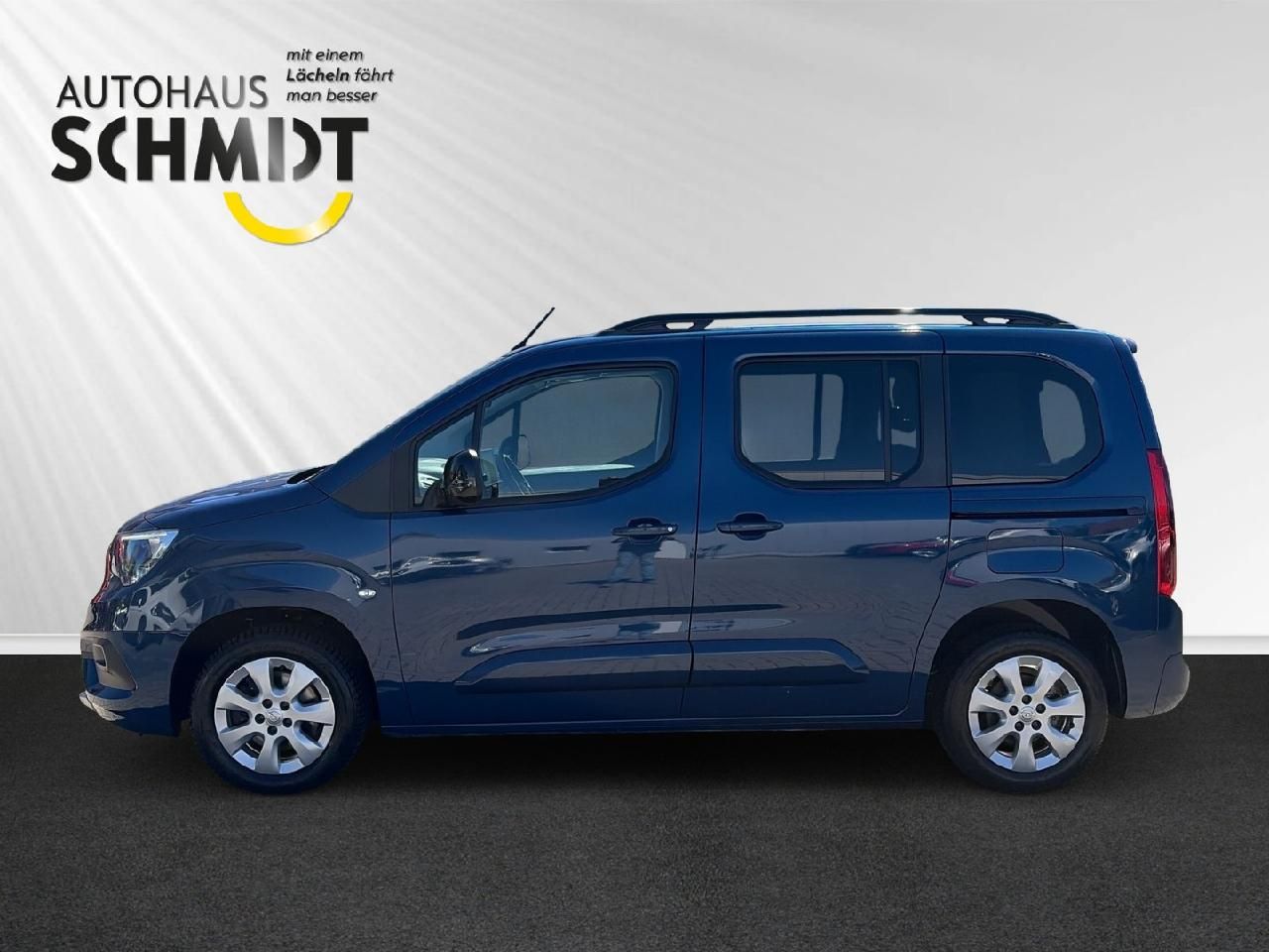 Fahrzeugabbildung Opel Combo Life 1,2 Ultimate Automatik