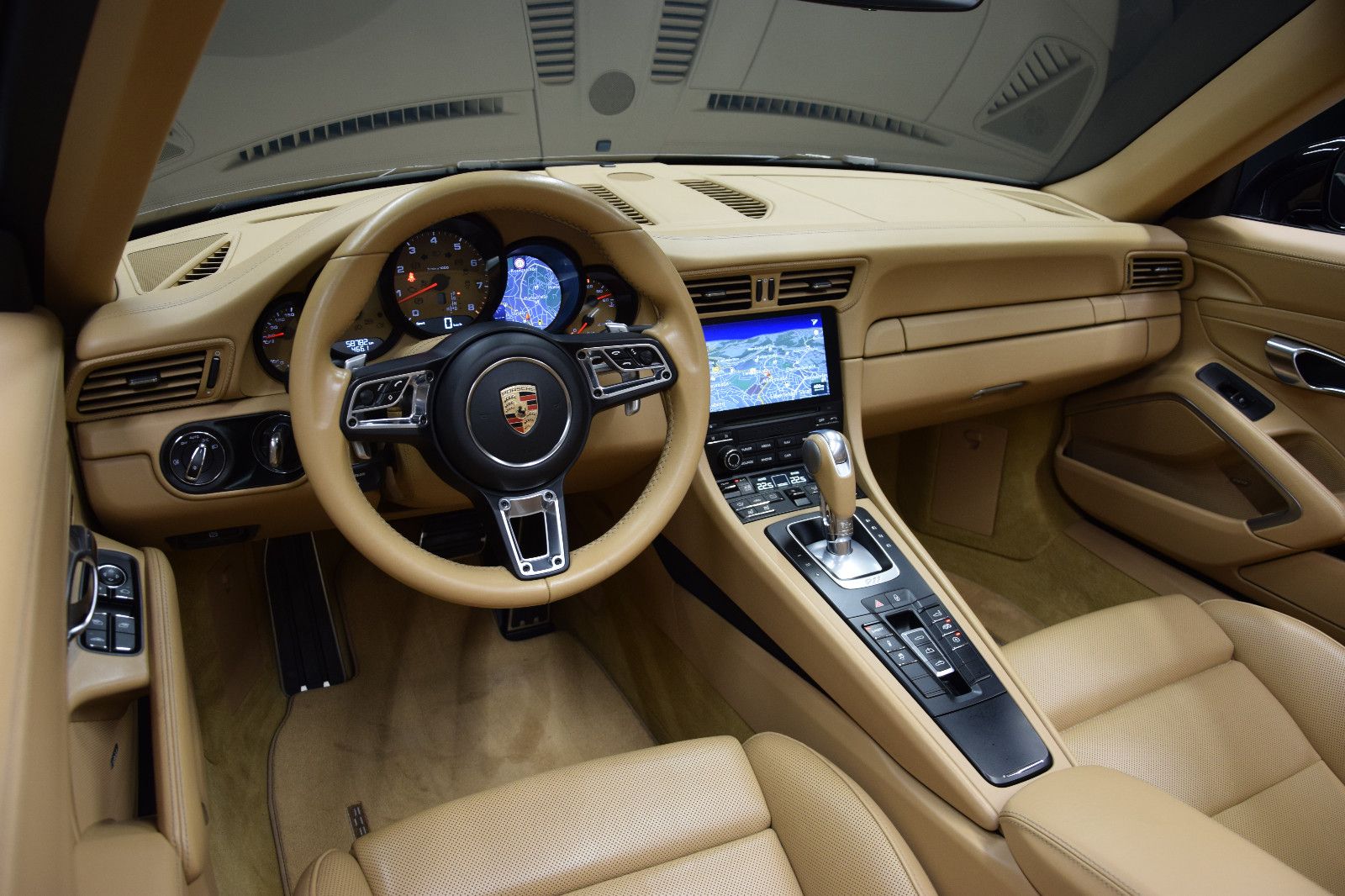 Fahrzeugabbildung Porsche 911/991.2 Carrera 4S Cabrio BOSE S.AGA Sitzlüft.