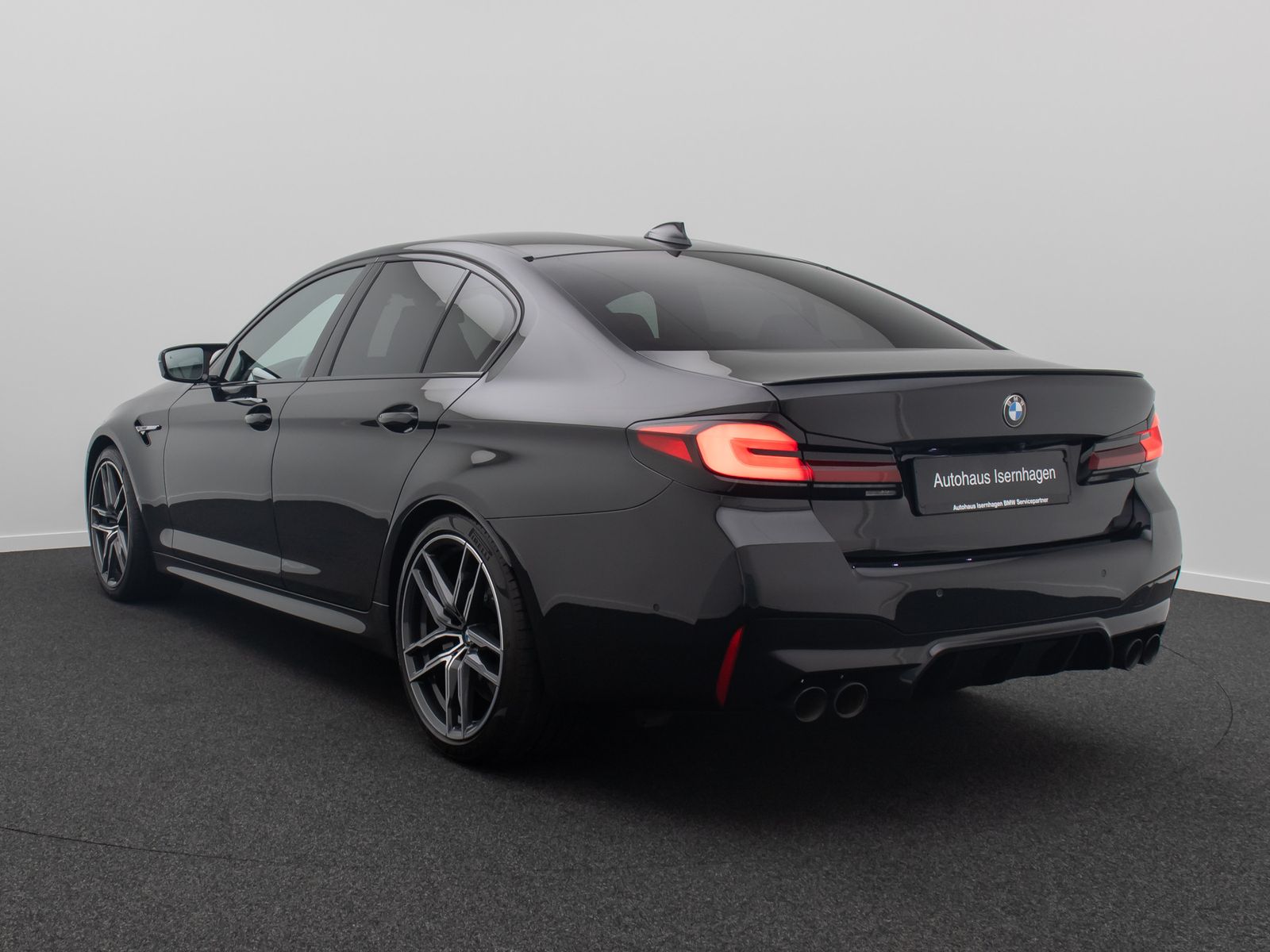 Fahrzeugabbildung BMW M5 xD M Driver´s 360°DAB Belüftung MCarbKeramik