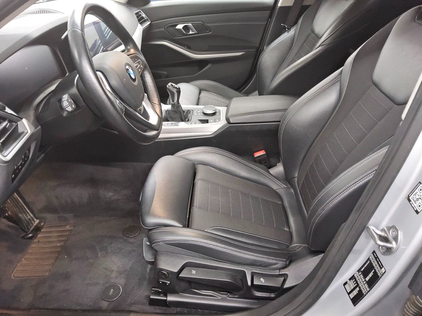 BMW 318d Touring Advantage T-Leder Navi LED LC-Pro foto 9