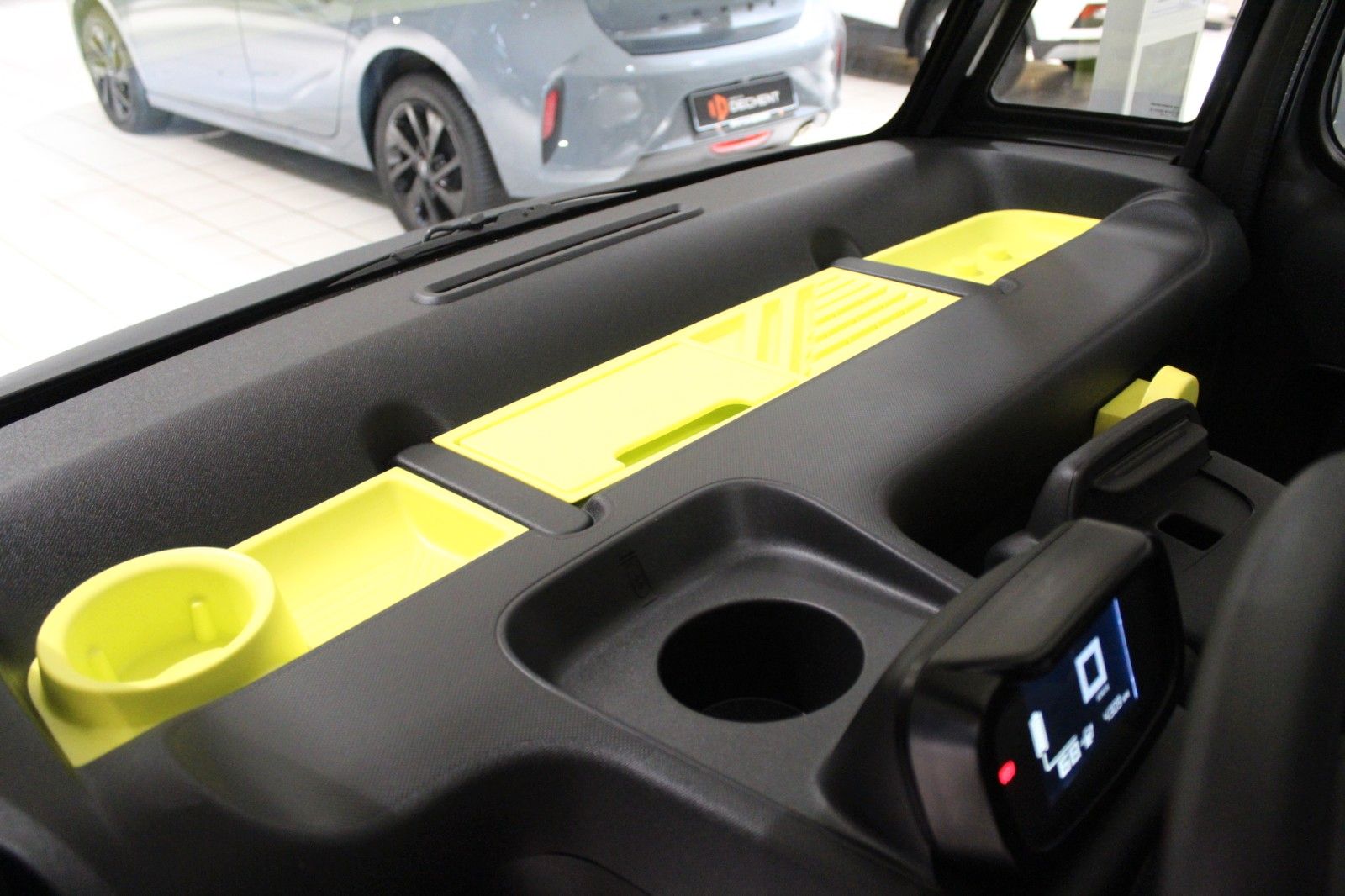 Fahrzeugabbildung Opel Rocks-e Tekno