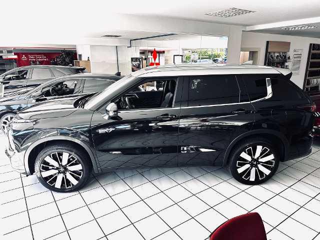 Mitsubishi Outlander 2.4L PHEV TOP 2-Farb