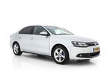 Volkswagen Jetta 1.4 TSI Hybrid Highline Aut. *XENON | NAVI - Volkswagen Jetta: Highline