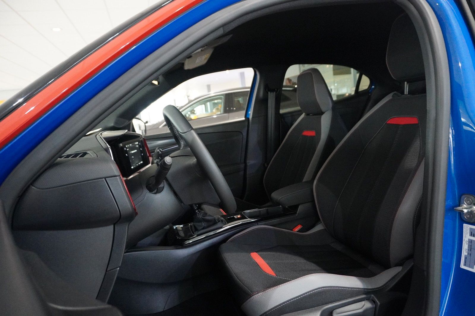 Fahrzeugabbildung Opel Mokka GS SPORT 1.2T NAVI/LED/KAMERA/SPORT/VIRT.