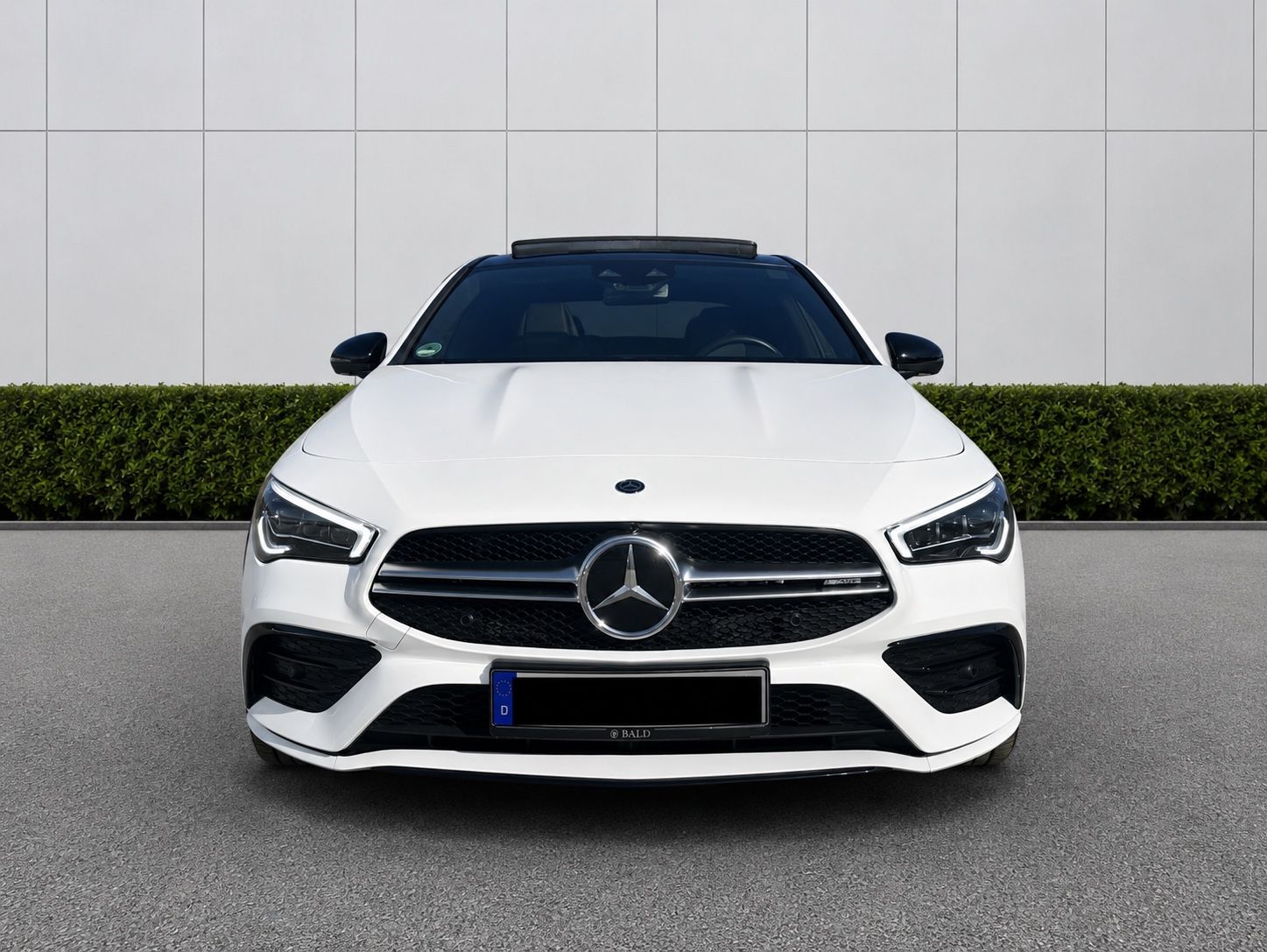 MERCEDES-BENZ CLA35 AMG 4M Coupe/ Perf-Sitze/Pano/360/Memo/ILS