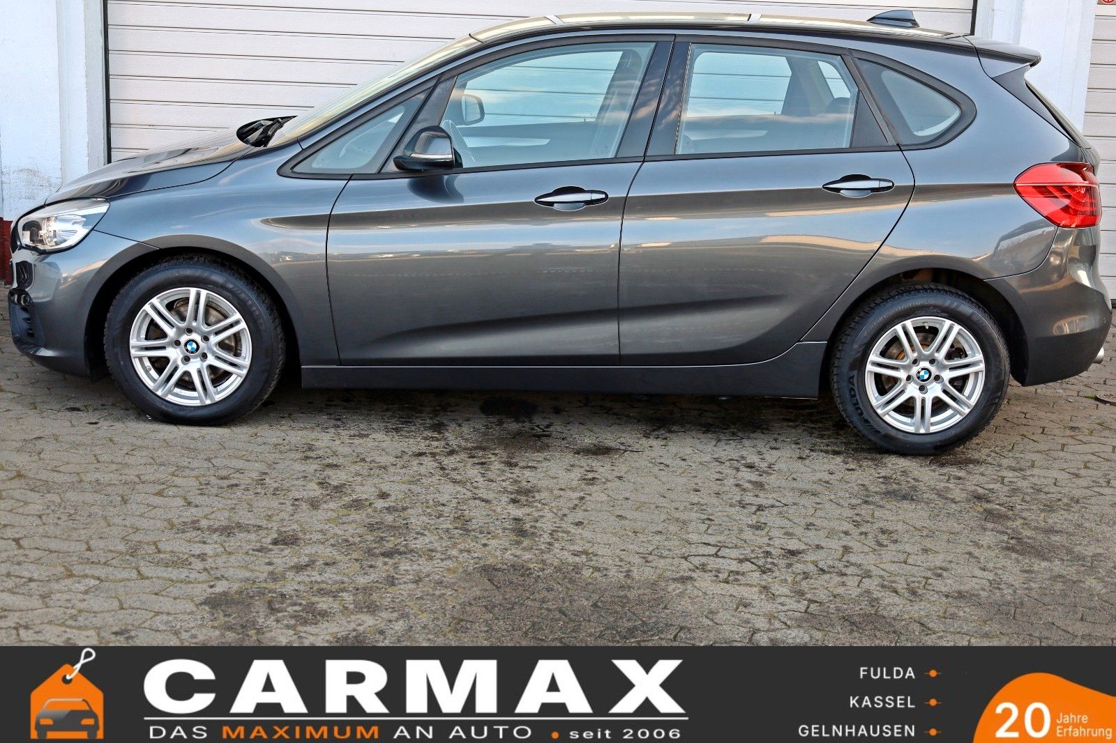 Fahrzeugabbildung BMW 218dA Active Tourer  Navi,LED,SH,PDC,SR+WR