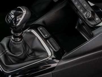 Opel Corsa F 1.2 Touchscreen LED Komfort-Paket Klima