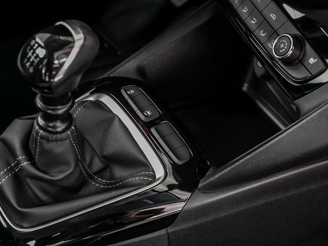 Opel Corsa F 1.2 Touchscreen LED Komfort-Paket Klima