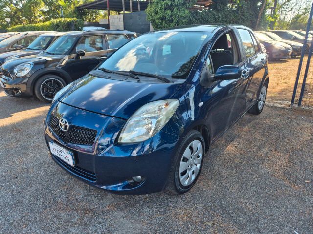 Toyota Yaris 1.0 5 porte Sol